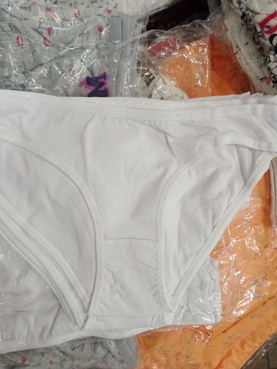 Труси жіночі, котон, (р. M, L, XL ), в упаковці 12 шт. №317590 - 