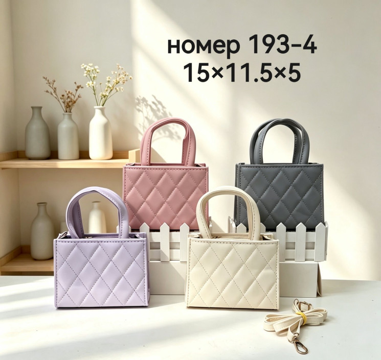 Сумка дитяча "193-4" шкірзам, лак (р: 15*11.5*5см) 4 кольори №389259 - Tessa HR272