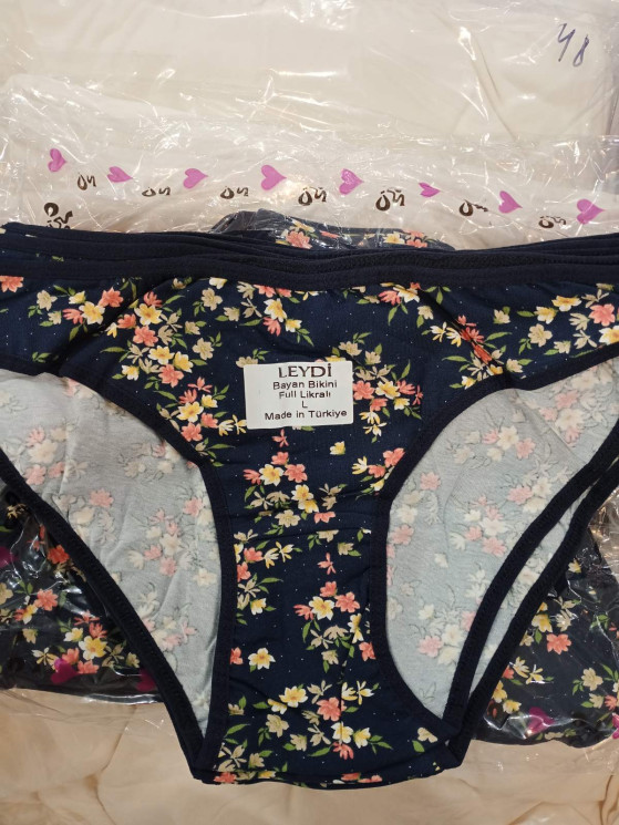 Труси жіночі, котон, (р. M, L, XL ), в упаковці 12 шт. №317596 - Karahan HR1930