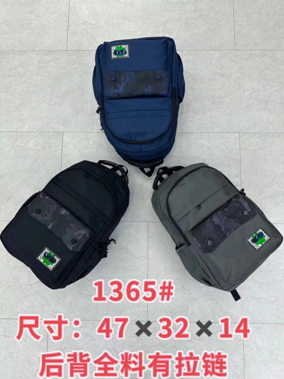 Рюкзак міський "1365" поліестер  (р: 47*32*14см) 3 кольори №360602 - Chuk 4787/4668