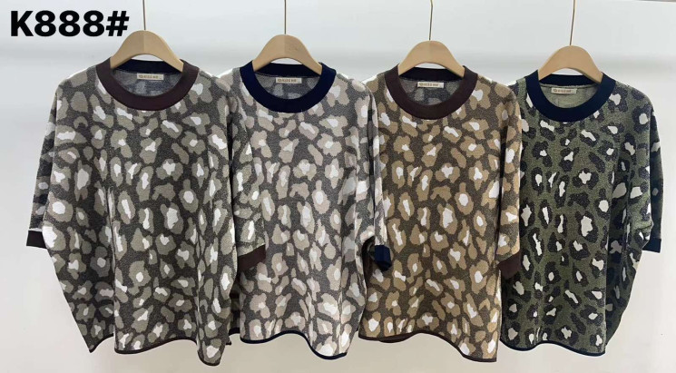 Светр жіночий, кашемір, м.K888 (р. XL-2XL ), мікс кольорів, в упаковці 10 штук №338079 - Vanda SE1013