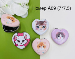 Дзеркало дитяче "А09" (р. 7*7.5см) в упаковці 12 шт. №358319