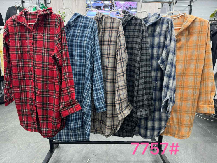 Сорочка жіноча, котон, м.7757 (Розмір: 3XL–6XL), 6 кольорів, в упаковці 4 штуки №340806 - 