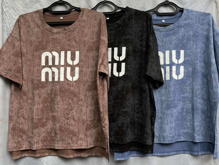 Футболка жіноча MIU MIU,  (р: 52-60), 3 кольора,  в упаковці 5 штук №751868 - Dakota