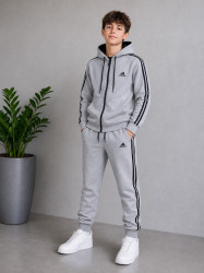 Спортивний костюм підлітковий Adidas, двохнитка (р: 13-17 років) 3 кольори, в упаковці 5 шт. №389407