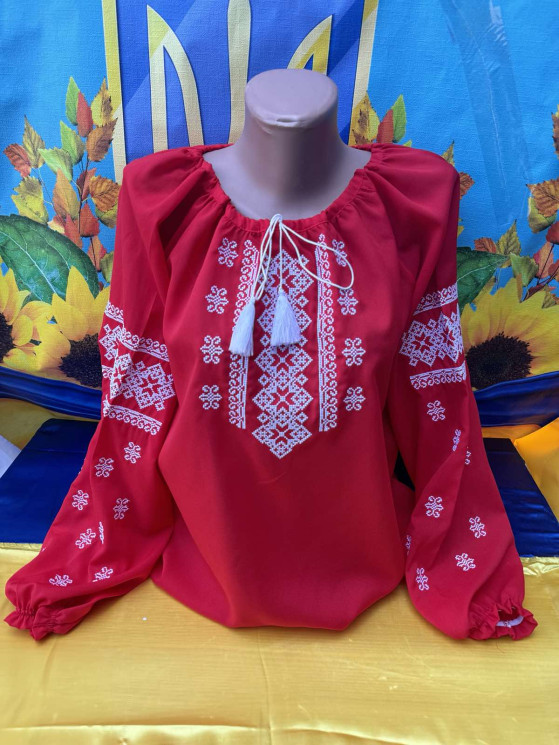 Жіноча вишиванка, шифон (розміри: 48-56) в упаковці 5 штук №312024 - Delux 909