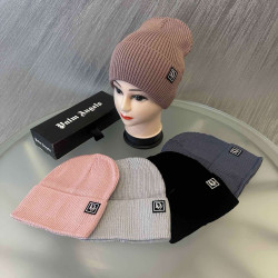 Шапка жіноча "Dior" (р: універсальний) мікс кольорів, в упаковці 5 шт. №374651