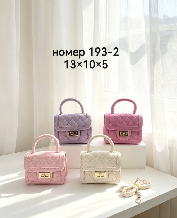 Сумка дитяча "193-2" шкірзам, лак (р: 13*10*5см) 4 кольори №388153 - Tessa HR272