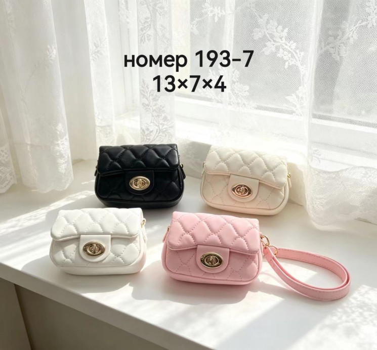 Сумка дитяча "193-9" шкірзам, лак (р: 13*7*4см) 4 кольори №388155 - Tessa HR272