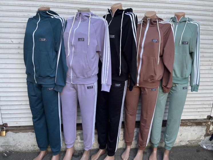 Спортивний костюм жіночий Adidas, двохнитка (р: 44-52) 4 кольори, в упаковці 5 шт. №363871 - Dakota
